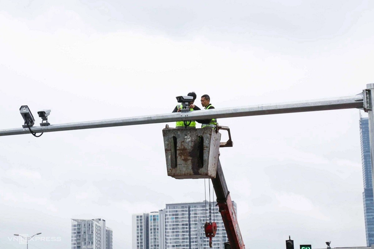 CSGT H&agrave; Nội c&ocirc;ng bố danh s&aacute;ch xe m&aacute;y bị phạt nguội qua camera AI, người vi phạm cần xử l&yacute; ra sao? ảnh 1