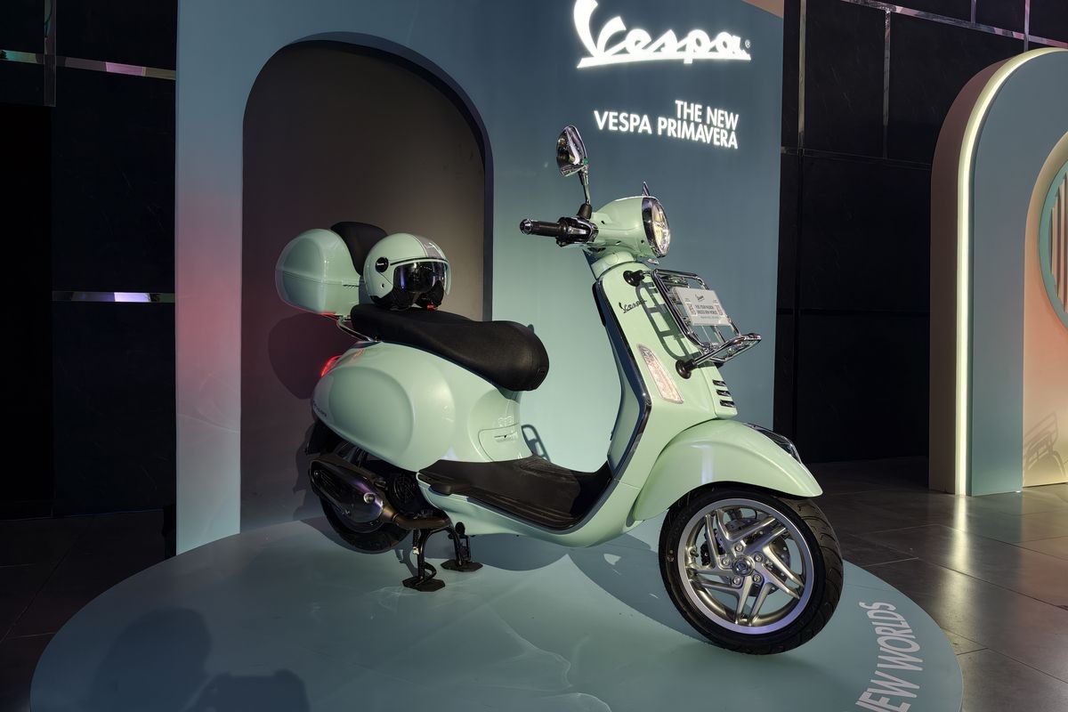 Vespa Primavera 180 2026 mới c&oacute; phanh ABS ch&iacute;nh thức ra mắt với gi&aacute; 85 triệu đồng, đại chiến Honda SH ảnh 2