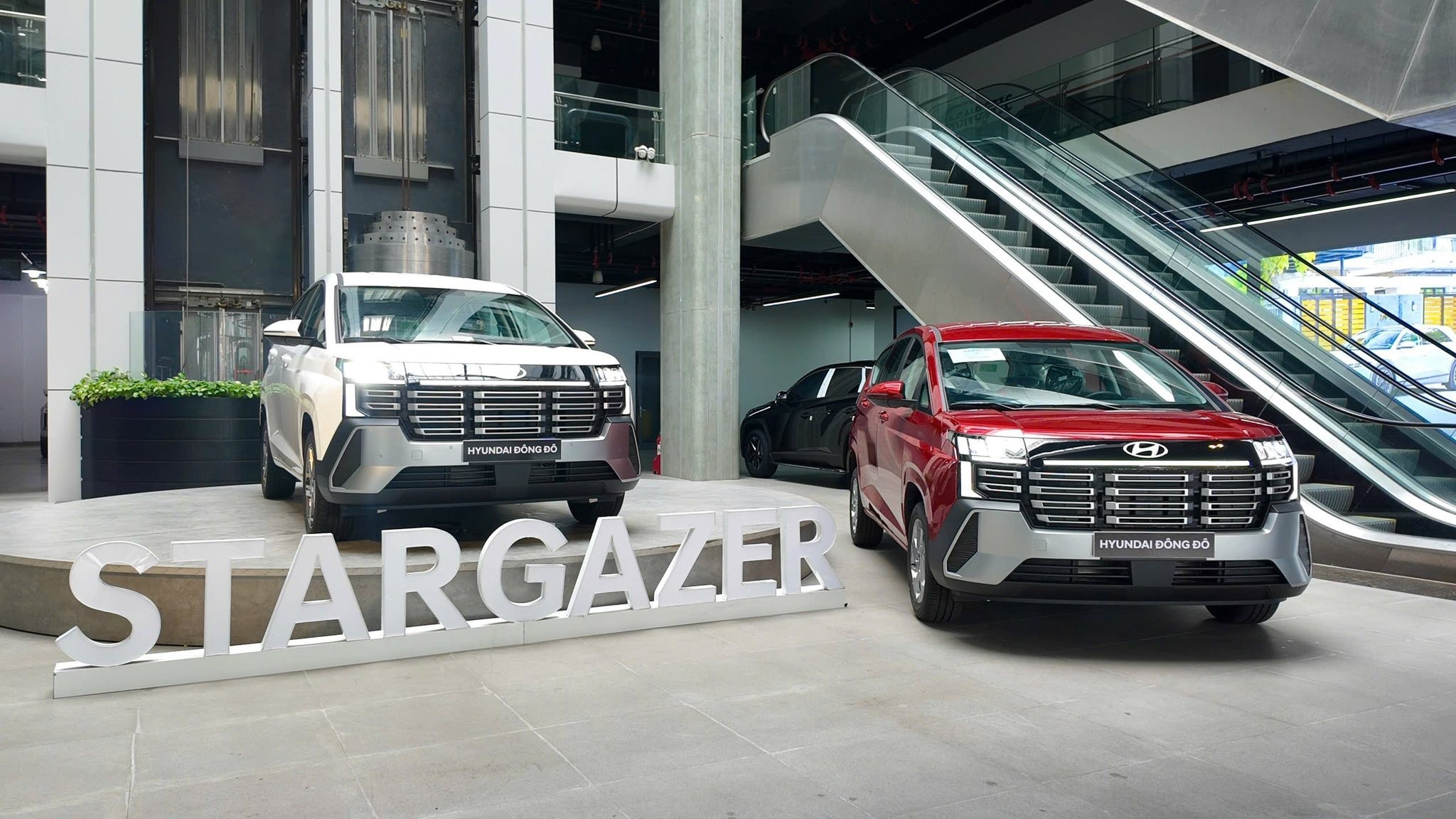 Tin xe 23/3: &lsquo;K&igrave;nh địch&rsquo; của Mitsubishi Xpander về đại l&yacute;, đe nẹt Veloz Cross với gi&aacute; 489 triệu đồng ảnh 1