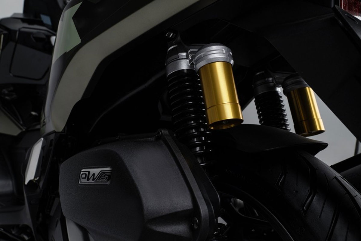 Tin xe trưa 23/3: Honda ch&iacute;nh thức ra mắt &lsquo;kẻ thay thế&rsquo; Air Blade gi&aacute; 59 triệu đồng, trang bị như SH