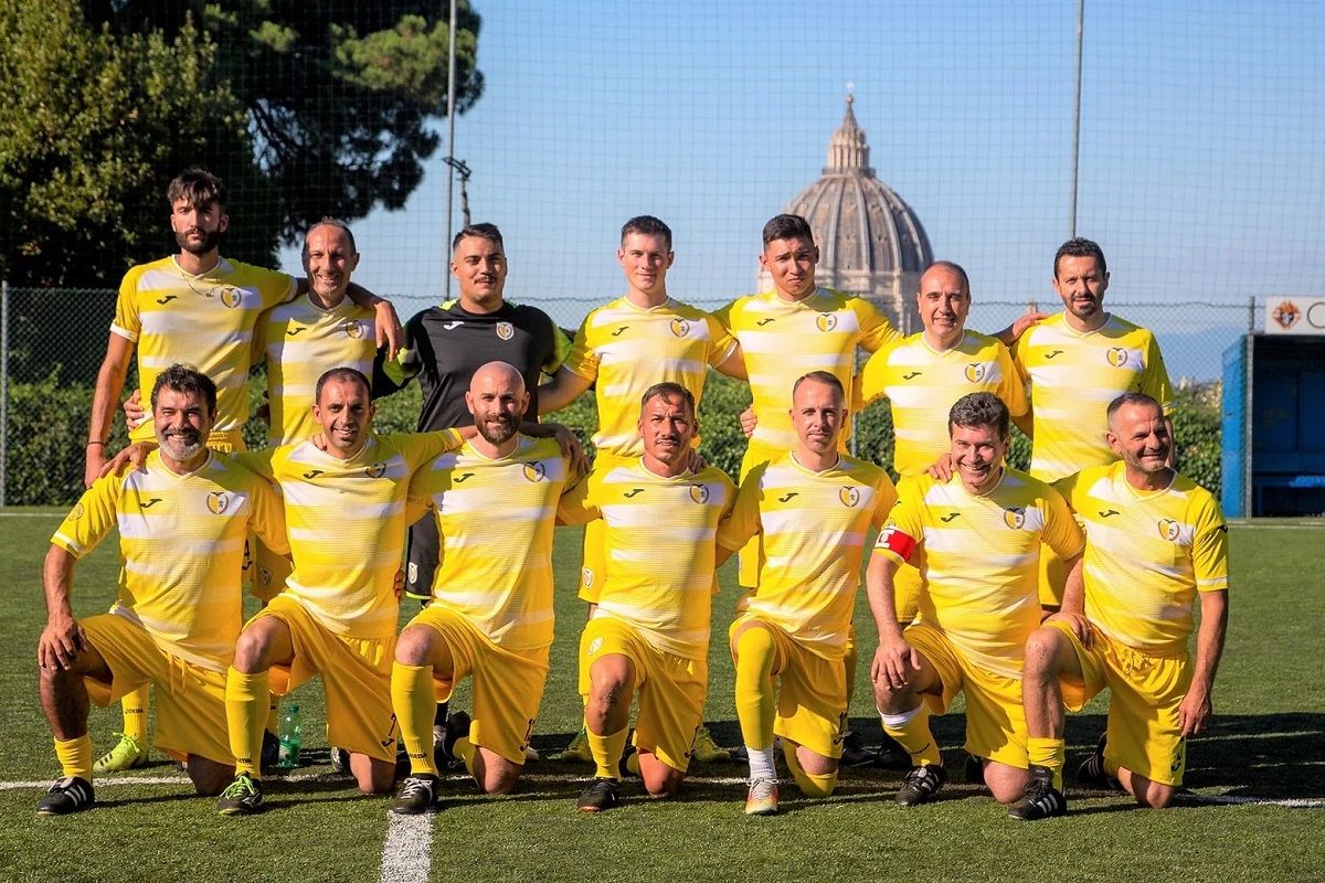 8 Quốc gia, v&ugrave;ng l&atilde;nh thổ kh&ocirc;ng được FIFA cấp ph&eacute;p dự V&ograve;ng loại World Cup