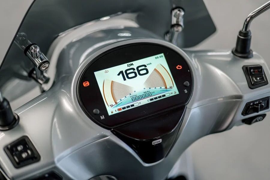 Ra mắt 'vua xe ga' 150cc mới gi&aacute; 53 triệu đồng: Trang bị đẳng cấp như Honda SH, 'đ&egrave; bẹp' Air Blade ảnh 6