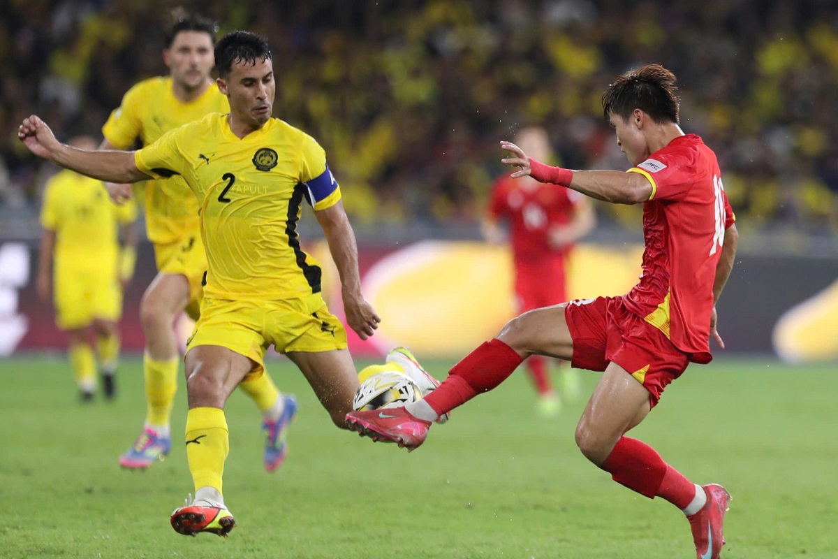 ĐT Việt Nam nhận ph&aacute;n quyết quan trọng từ AFC, tr&ograve; cưng HLV Kim Sang Sik gặp người quen