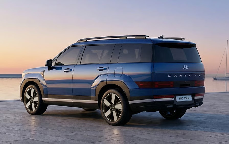 Hyundai Santa Fe 2026 mới ch&iacute;nh thức ra mắt: Thiết kế ấn tượng, trang bị đe nẹt Ford Everest, gi&aacute; rẻ ảnh 3
