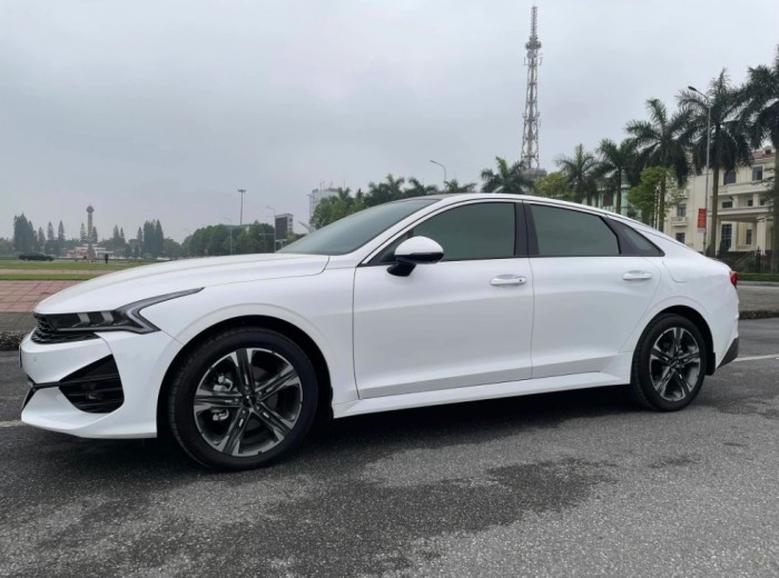 Tin xe 25/3: Ra mắt &lsquo;t&acirc;n binh&rsquo; xe ga 150cc mới gi&aacute; 51 triệu đồng rẻ hơn SH Mode m&agrave; xịn như Honda SH ảnh 3