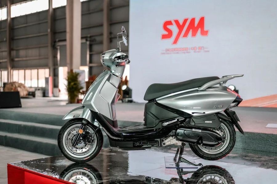 Tin xe hot 25/3: &lsquo;Vua xe ga&rsquo; 150cc mới thay thế Honda SH ch&iacute;nh thức ra mắt, gi&aacute; rẻ hơn cả Air Blade ảnh 1