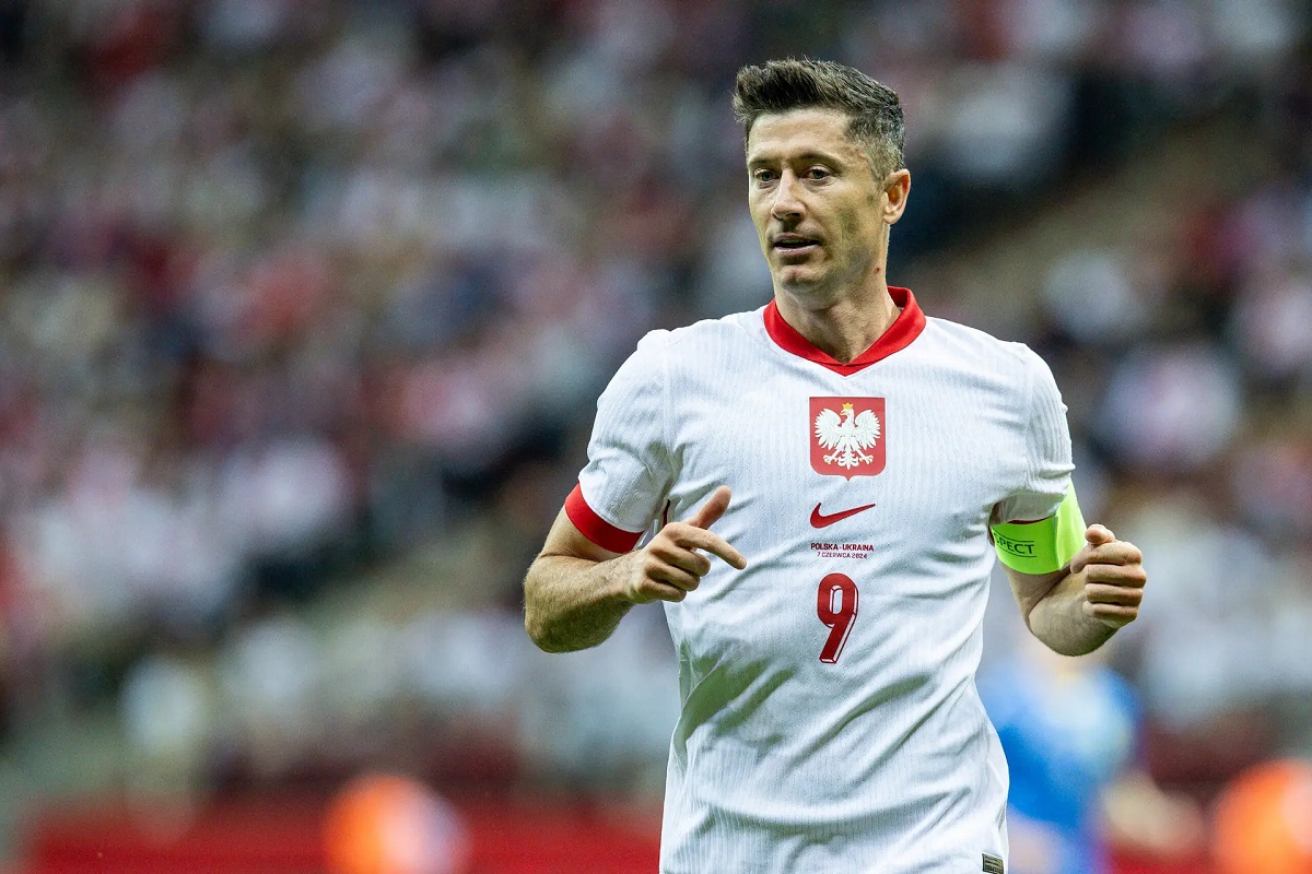 Kết quả b&oacute;ng đ&aacute; Ba Lan vs Albania - V&ograve;ng loại World Cup 2026 khu vực ch&acirc;u &Acirc;u: Lewandowski tỏa s&aacute;ng