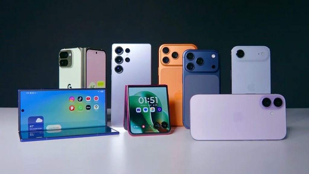 Xăng dầu tăng chi ph&iacute; linh kiện sản xuất smartphone liệu c&oacute; tăng? iPhone hay Android ai chịu thiệt th&ograve;i nhất