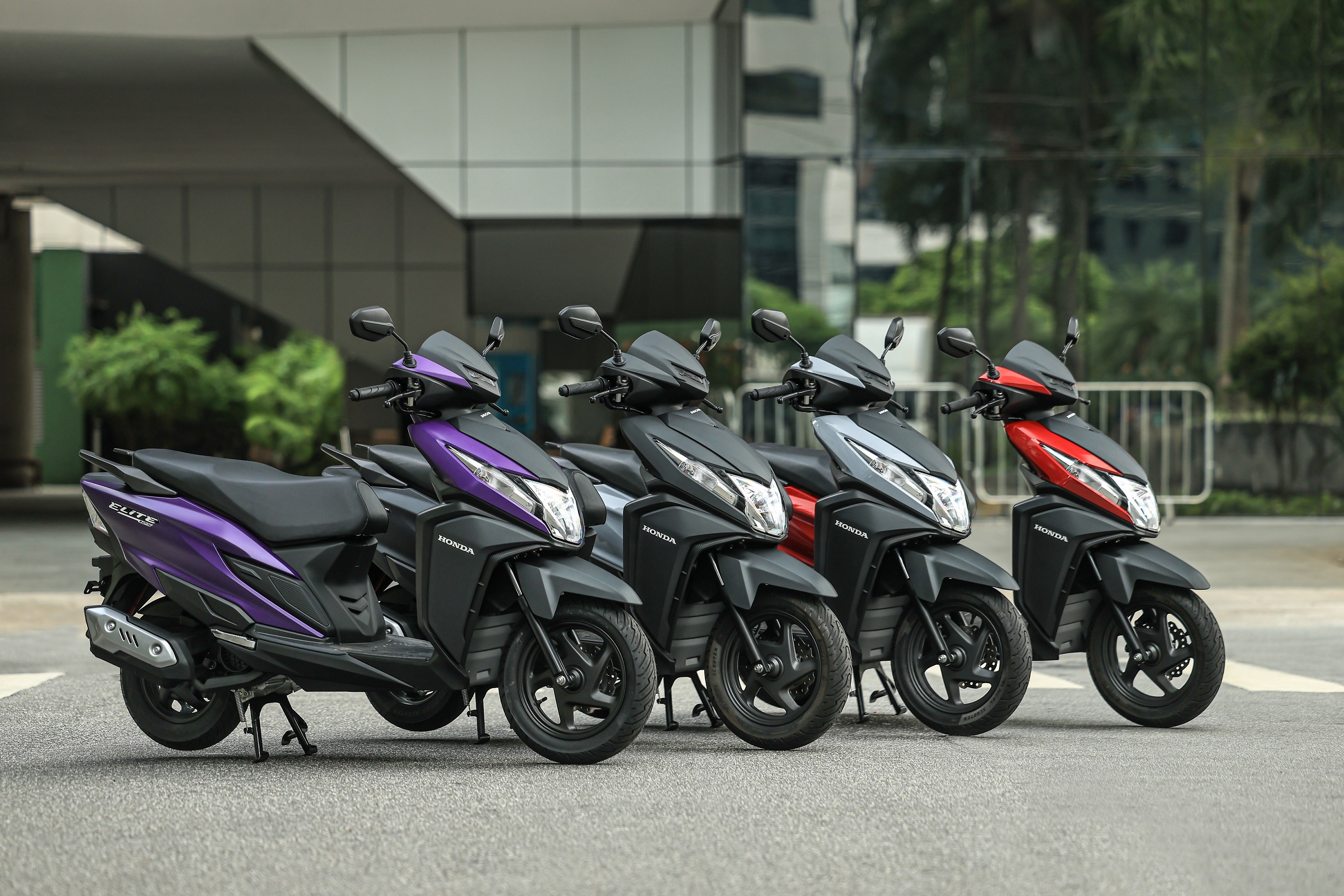 Honda ch&iacute;nh thức mở b&aacute;n &lsquo;vua xe ga&rsquo; 125cc gi&aacute; rẻ mới, được săn đ&oacute;n hơn SH Mode v&agrave; Vision v&igrave; qu&aacute; đẹp ảnh 1