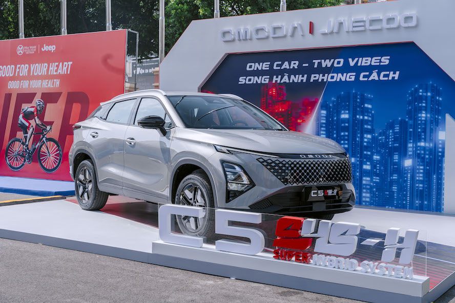 Omoda & Jaecoo ra mắt Omoda C5 SHS-H: SUV Super Hybrid mạnh mẽ, ưu đ&atilde;i 8 năm đổ xăng miễn ph&iacute;, gi&aacute; chỉ từ 599 triệu đồng