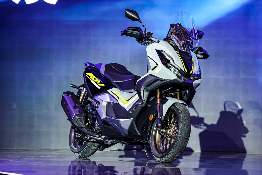 Honda ch&iacute;nh thức ra mắt &lsquo;vua xe ga&rsquo; mới thiết kế &lsquo;n&eacute;t&rsquo; hơn SH v&agrave; Vario, c&oacute; ABS 2 k&ecirc;nh m&agrave; gi&aacute; cực rẻ