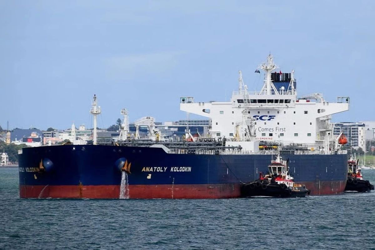 L&yacute; do Mỹ bất ngờ &lsquo;mở đường&rsquo; cho t&agrave;u Nga chở 730.000 th&ugrave;ng dầu cập bến Cuba