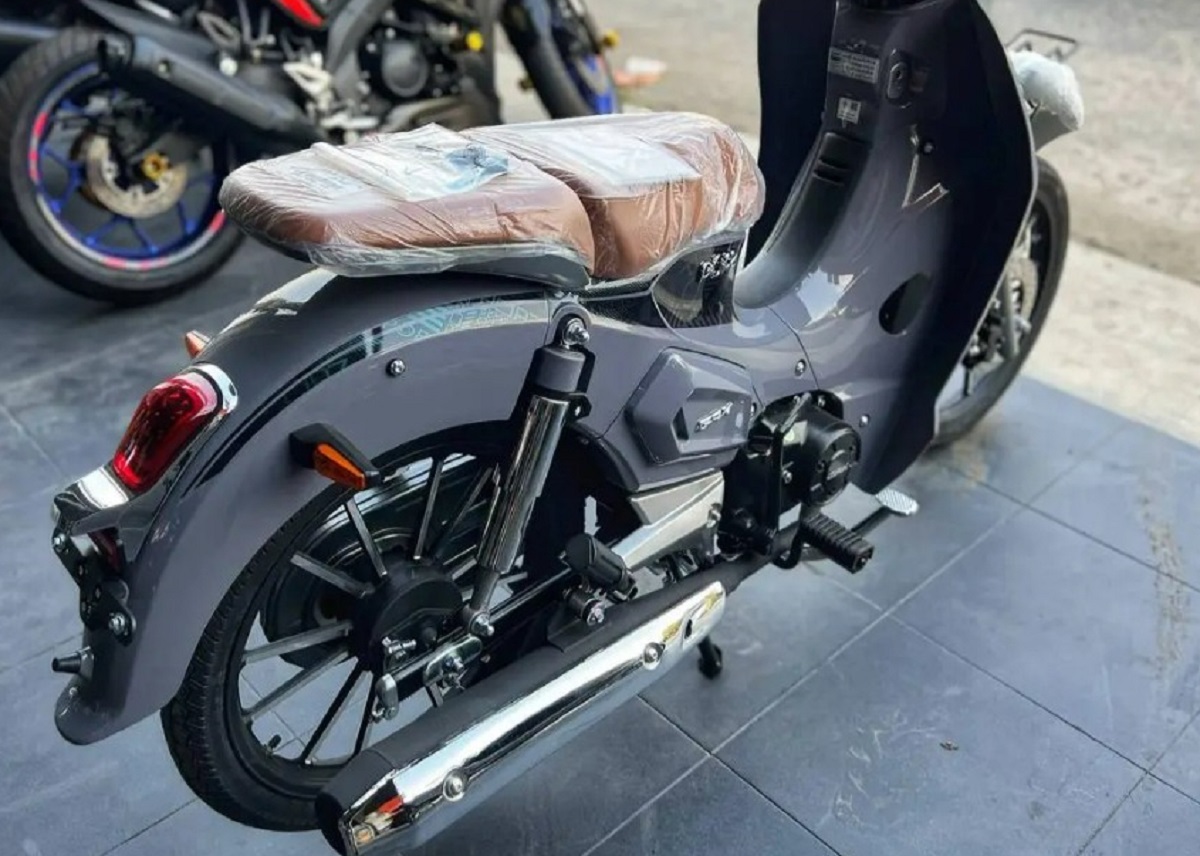 Tin xe m&aacute;y 31/3: Honda Super Cub C125 phi&ecirc;n bản &lsquo;nh&aacute;i&rsquo; ra mắt gi&aacute; 36 triệu đồng, chất hơn hẳn Future