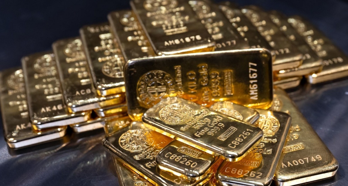 Gi&aacute; v&agrave;ng hướng mốc 6.300 USD, ng&acirc;n h&agrave;ng Mỹ n&acirc;ng dự b&aacute;o, nh&agrave; đầu tư t&iacute;nh to&aacute;n thời điểm mua v&agrave;o