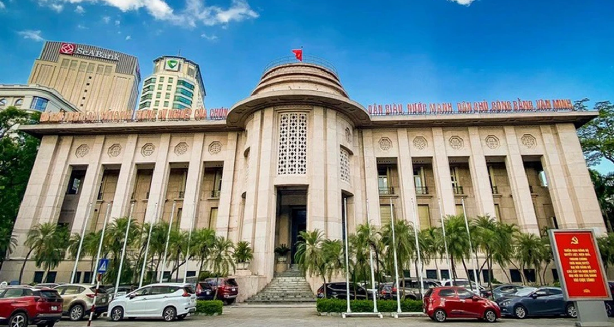 L&atilde;i suất tiền gửi tăng vọt, Ng&acirc;n h&agrave;ng Nh&agrave; nước ra chỉ đạo khẩn cấp