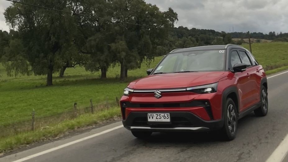 Suzuki ch&iacute;nh thức ra mắt SUV cỡ B &lsquo;chủ lực&rsquo; mới gi&aacute; 456 triệu đồng, hạ gục Mitsubishi Xforce ảnh 8