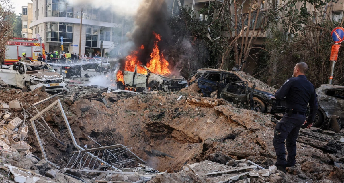 Iran đ&aacute;p trả bằng lời cảnh b&aacute;o cứng rắn sau b&agrave;i ph&aacute;t biểu của &ocirc;ng Trump