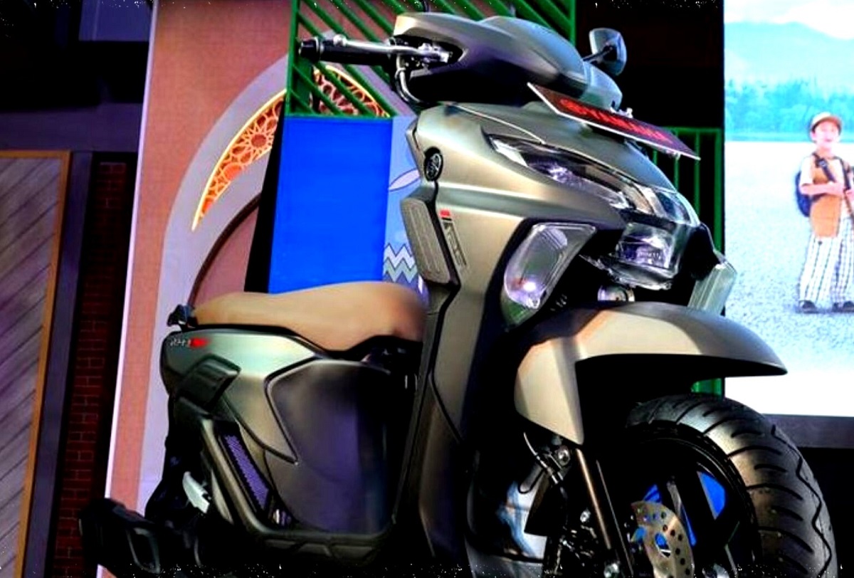 Yamaha ch&iacute;nh thức ra mắt &lsquo;xe ga quốc d&acirc;n&rsquo; 125cc mới gi&aacute; 32 triệu đồng: Thiết kế n&eacute;t hơn Honda Vision