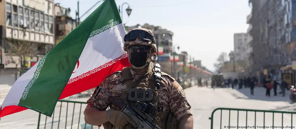 Iran tuy&ecirc;n chiến \'hủy diệt\', thề khiến Mỹ phải nếm m&ugrave;i nhục nh&atilde; v&agrave; đầu h&agrave;ng vĩnh viễn