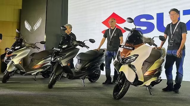 Tin xe hot 4/4: Yamaha ra mắt &lsquo;vua xe ga&rsquo; 155cc mới &lsquo;n&eacute;t&rsquo; hơn Honda Air Blade v&agrave; Vario, gi&aacute; cực rẻ ảnh 3