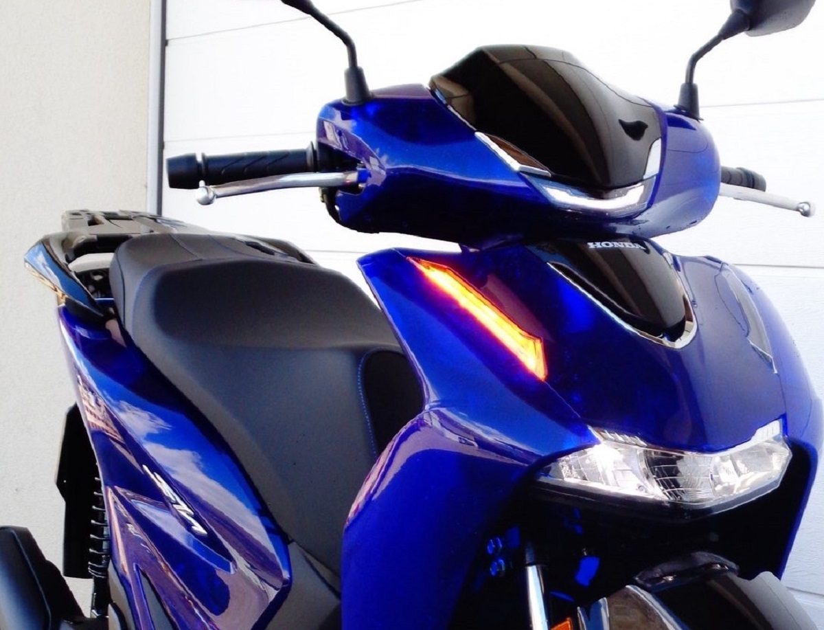 Tin xe m&aacute;y 5/4: Honda SH phi&ecirc;n bản 2026 đẹp hiếm thấy sắp về đại l&yacute; Việt, sang th&aacute;ng bắt đầu mở b&aacute;n