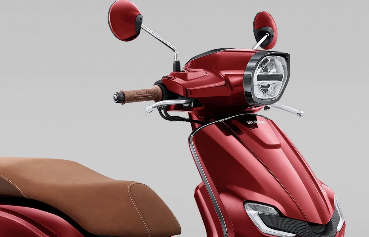 Tin xe cuối tuần: Honda ra mắt &lsquo;vua xe ga&rsquo; 160cc mới chất hơn cả SH Mode, c&oacute; ABS, gi&aacute; 46 triệu đồng