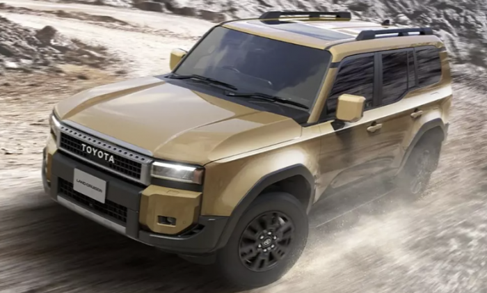 Điểm tin &ocirc; t&ocirc; 5/4: Suzuki eVitara lộ diện tại H&agrave; Nội, Toyota Land Cruiser Prado 2026  &lsquo;tr&igrave;nh l&agrave;ng&rsquo;