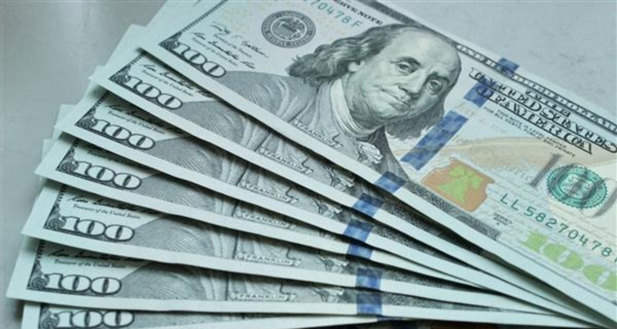 Tỷ gi&aacute; USD h&ocirc;m nay: Vietcombank v&agrave; BIDV giữ gi&aacute;, chợ đen bất ngờ hạ nhiệt