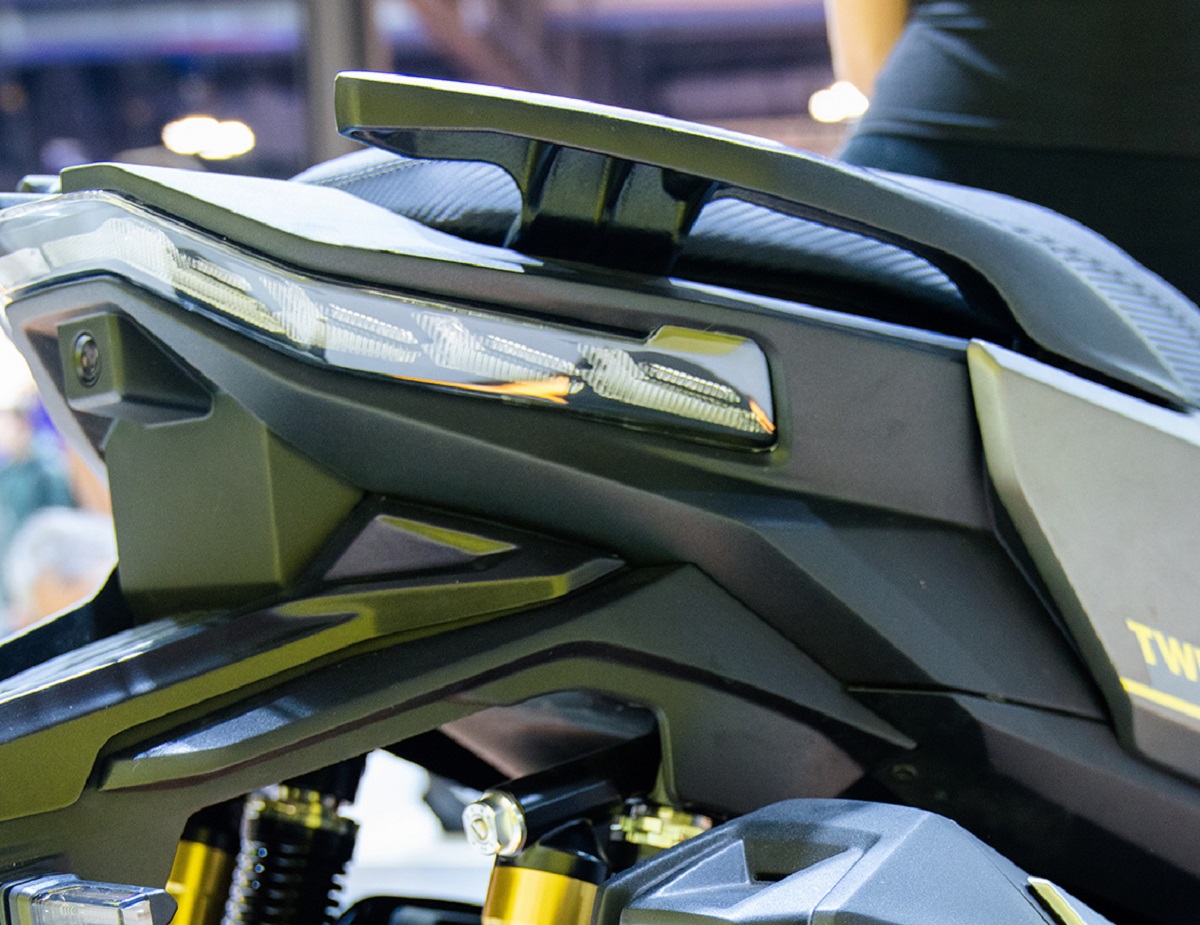 &lsquo;Kẻ huỷ diệt&rsquo; Honda SH ch&iacute;nh thức ra mắt: C&oacute; m&agrave;n TFT 7 inch cực khủng, 2 camera h&agrave;nh tr&igrave;nh, gi&aacute; mềm