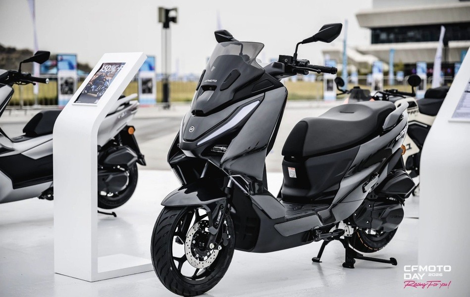 'Khắc tinh' của Honda Air Blade ch&iacute;nh thức ra mắt: C&oacute; ABS 2 k&ecirc;nh 'ăn đứt' SH Mode, gi&aacute; 49 triệu đồng ảnh 4