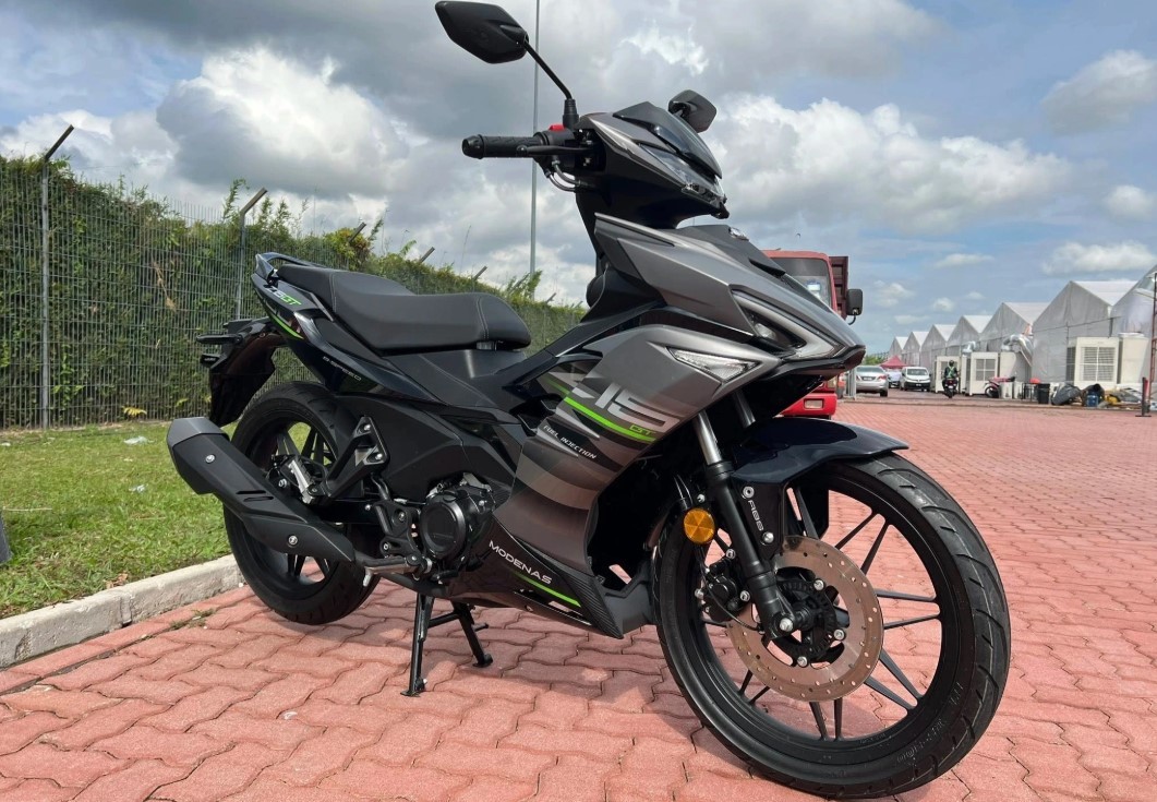 Yamaha Exciter đại bại trước &lsquo;vua xe số&rsquo; 150cc gi&aacute; 47 triệu đồng trang bị 'n&eacute;t' hơn Honda Winner R ảnh 3
