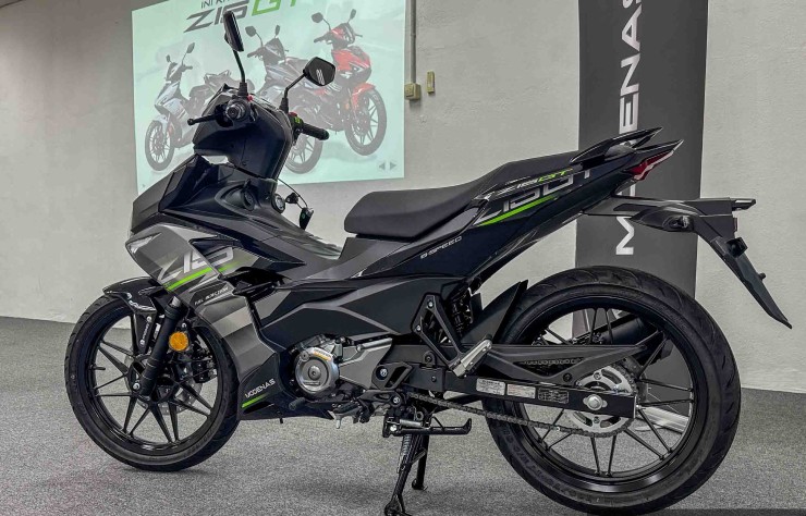 Yamaha Exciter đại bại trước &lsquo;vua xe số&rsquo; 150cc gi&aacute; 47 triệu đồng trang bị \'n&eacute;t\' hơn Honda Winner R