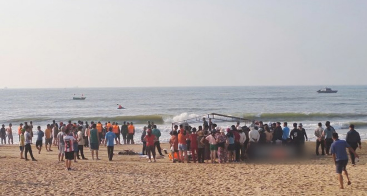 Hiện trường t&igrave;m kiếm nam sinh mất t&iacute;ch khi tắm biển Quy Nhơn, được t&igrave;m thấy ở vị tr&iacute; kh&ocirc;ng ngờ 