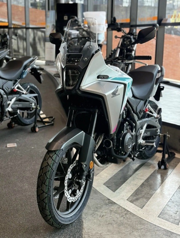 Honda ch&iacute;nh thức ra mắt &lsquo;chiến binh c&ocirc;n tay' mới ở ph&acirc;n kh&uacute;c tr&ecirc;n Winner R v&agrave; Yamaha Exciter, gi&aacute; rẻ ảnh 2