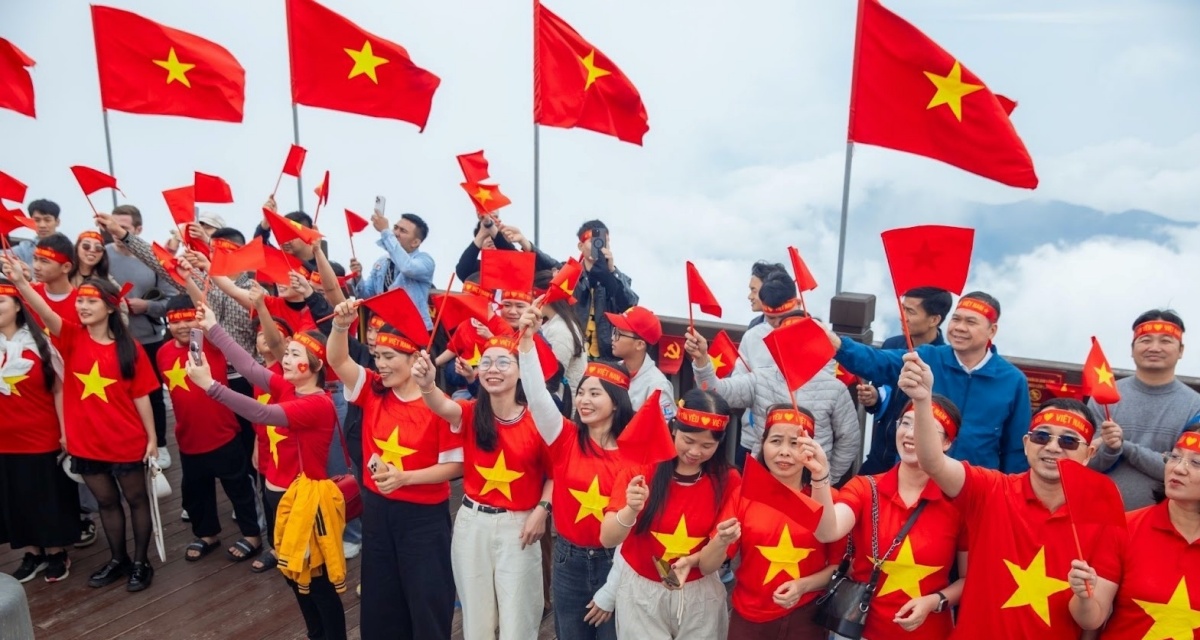 Kết quả lấy &yacute; kiến lao động về ho&aacute;n đổi nghỉ lễ dịp Giỗ Tổ, 30/4 - 1/5: 62% ủng hộ, C&ocirc;ng đo&agrave;n l&ecirc;n tiếng!