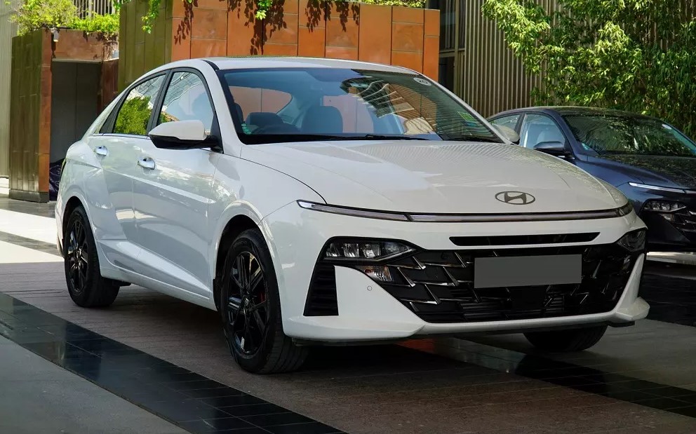 Hyundai Accent ưu đ&atilde;i khủng giảm gi&aacute; lăn b&aacute;nh đầu th&aacute;ng 4/2026, &aacute;p đảo cả Toyota Vios v&agrave; Honda City