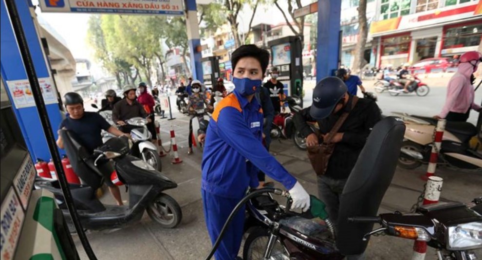 Gi&aacute; xăng dầu h&ocirc;m nay đảo chiều giảm: Sở X&acirc;y dựng TP.HCM c&oacute; văn bản khẩn gửi Bộ X&acirc;y dựng v&agrave; Cục Đường bộ