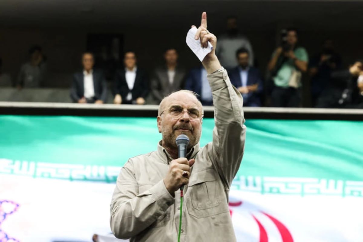 Iran tung đ&ograve;n đ&aacute;p trả sau lệnh phong tỏa của Mỹ: Cảnh b&aacute;o gi&aacute; xăng tăng vọt đến mức kh&ocirc;ng tưởng