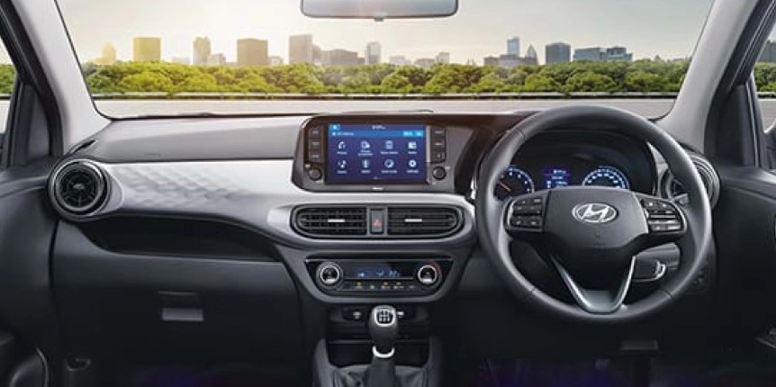 Gi&aacute; xăng dầu 13/4 thay đổi mạnh, Hyundai Grand i10 vội v&atilde; ra mắt phi&ecirc;n bản mới gi&aacute; rẻ 174 triệu đồng ảnh 3