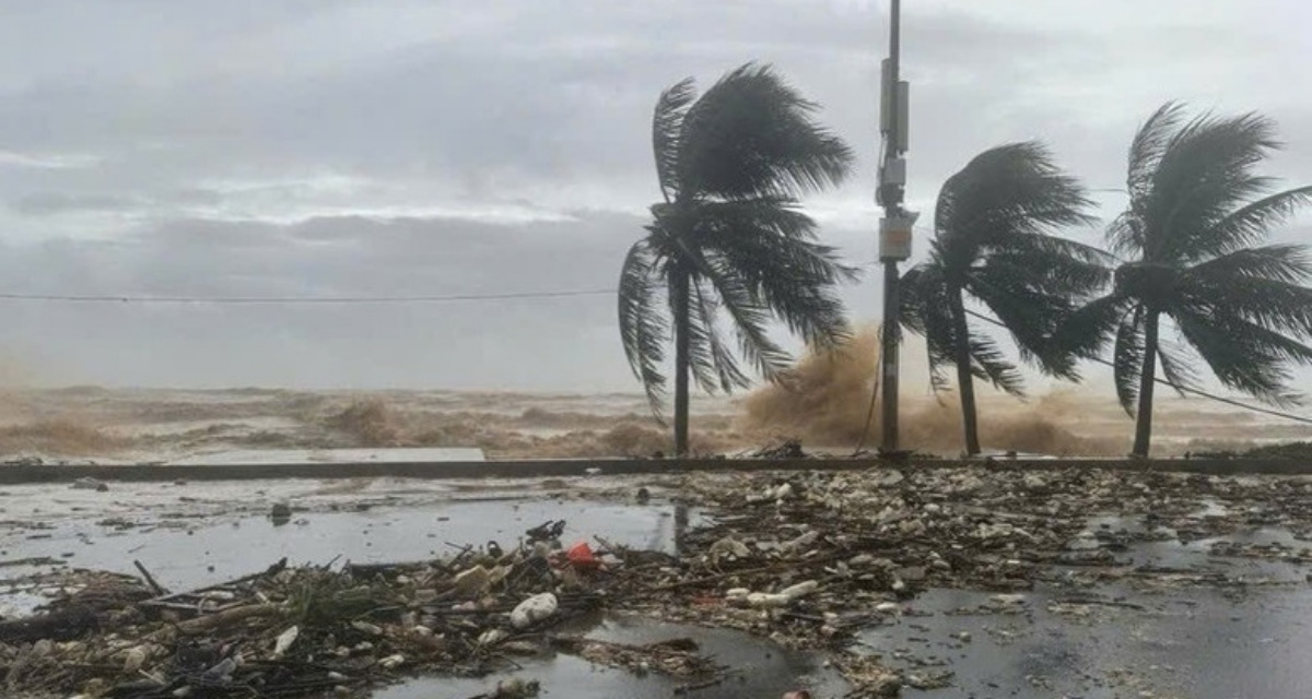 Si&ecirc;u b&atilde;o Sinlaku tăng l&ecirc;n cấp 16 trong th&aacute;ng 4, hướng di chuyển thay đổi, khả năng t&aacute;c động khu vực Biển Đ&ocirc;ng?