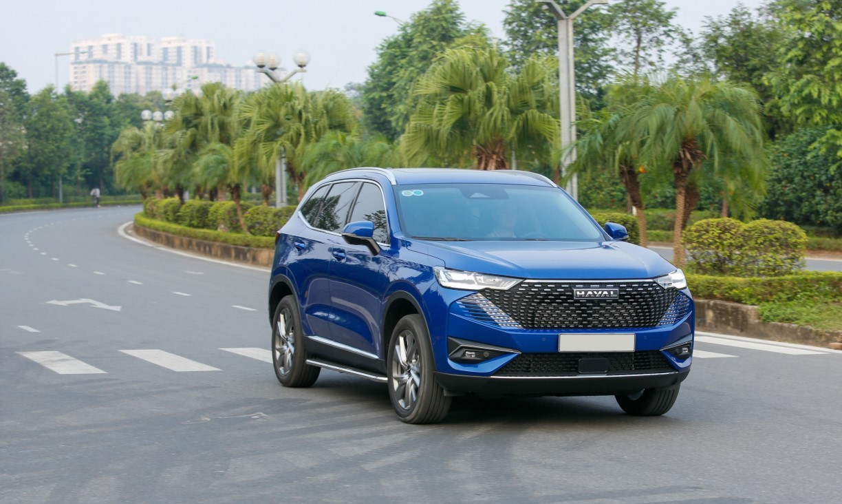 Gi&aacute; xăng dầu tối ng&agrave;y 14/4 rất rẻ, SUV cỡ C n&agrave;o gi&uacute;p tiết kiệm nhất? Mazda CX-5 kh&ocirc;ng phải tối ưu ảnh 3