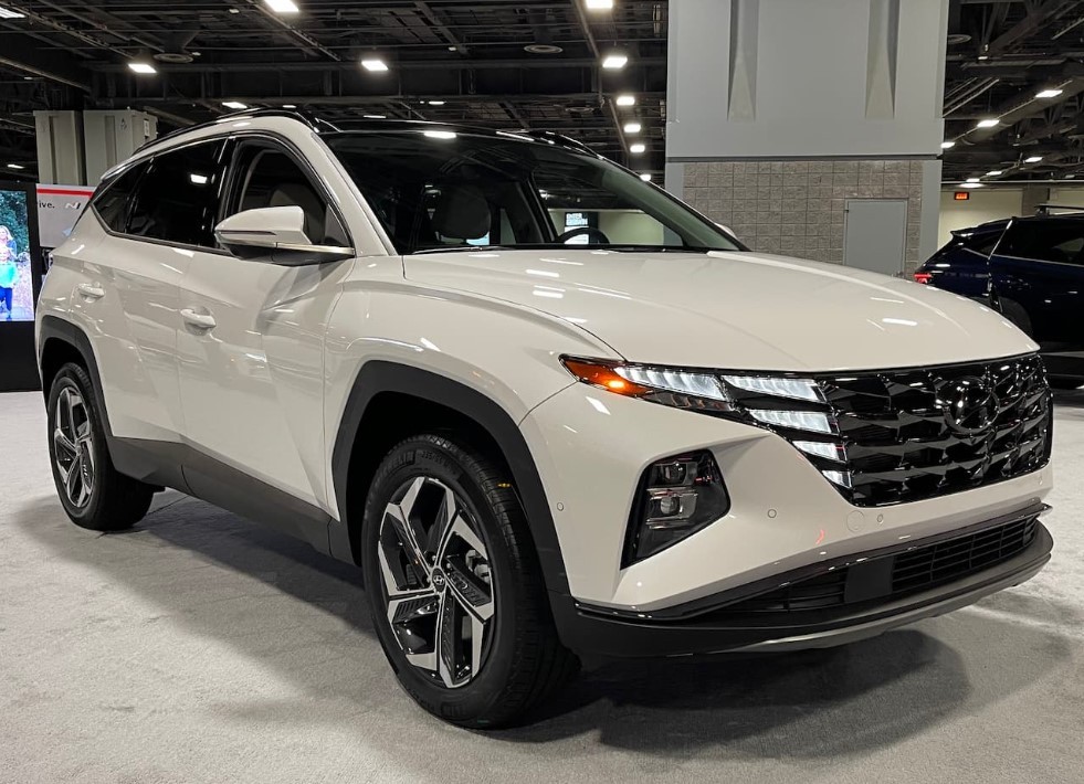 Gi&aacute; xăng dầu tối ng&agrave;y 14/4 rất rẻ, SUV cỡ C n&agrave;o gi&uacute;p tiết kiệm nhất? Mazda CX-5 kh&ocirc;ng phải tối ưu ảnh 4