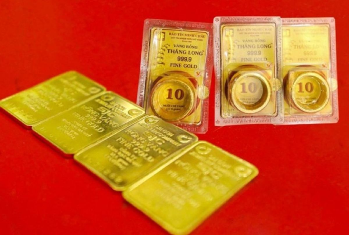 Bước ngoặt thị trường v&agrave;ng: Th&ecirc;m 2 doanh nghiệp xin sản xuất v&agrave;ng miếng, gi&aacute; cả c&oacute; thể \'l&ugrave;i s&acirc;u\'?