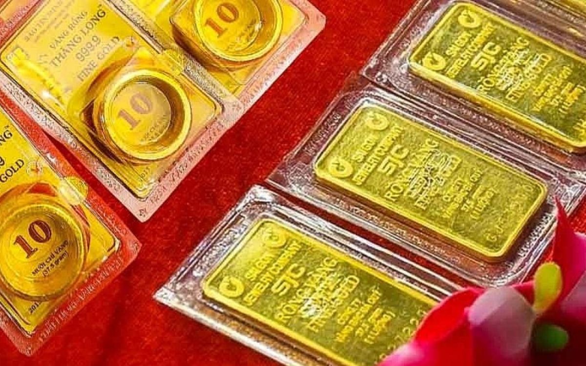 Gi&aacute; v&agrave;ng h&ocirc;m nay vọt cao ngỡ ng&agrave;ng: Bảng gi&aacute; v&agrave;ng nhẫn v&agrave; v&agrave;ng miếng SJC, chuy&ecirc;n gia cảnh b&aacute;o 