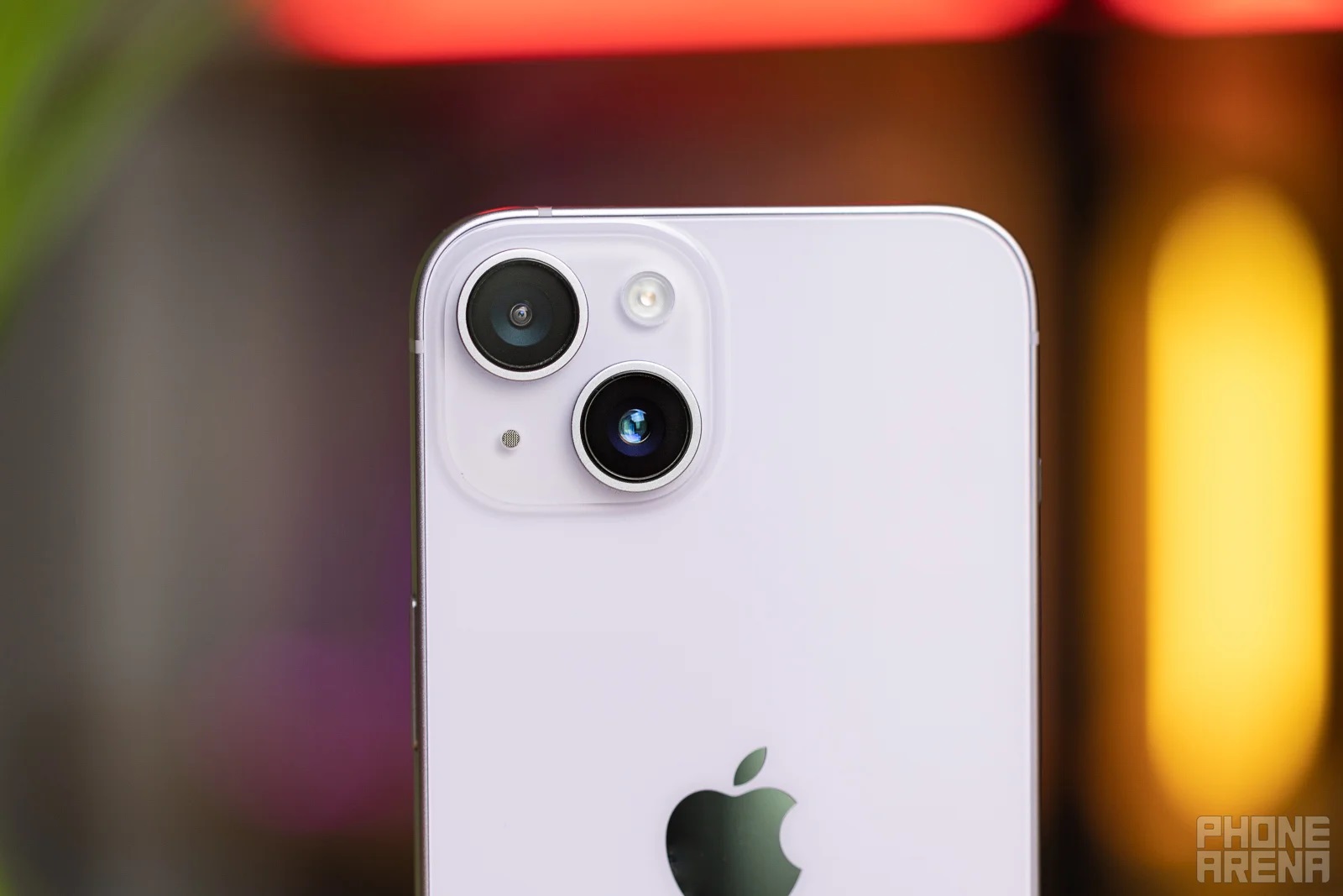 Gi&aacute; xăng dầu Petrolimex trưa 15/4: Gi&aacute; xăng RON95, gi&aacute; xăng E5 RON92 rẻ kỷ lục, d&ograve;ng iPhone 14 gi&aacute; sao?