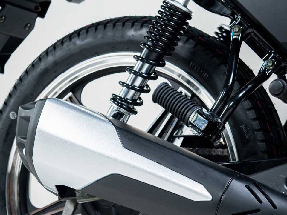 Ch&iacute;nh thức ra mắt &lsquo;chiến binh&rsquo; c&ocirc;n tay 170cc mới: Ph&acirc;n kh&uacute;c kh&aacute;c Yamaha Exciter, gi&aacute; 65 triệu đồng ảnh 4