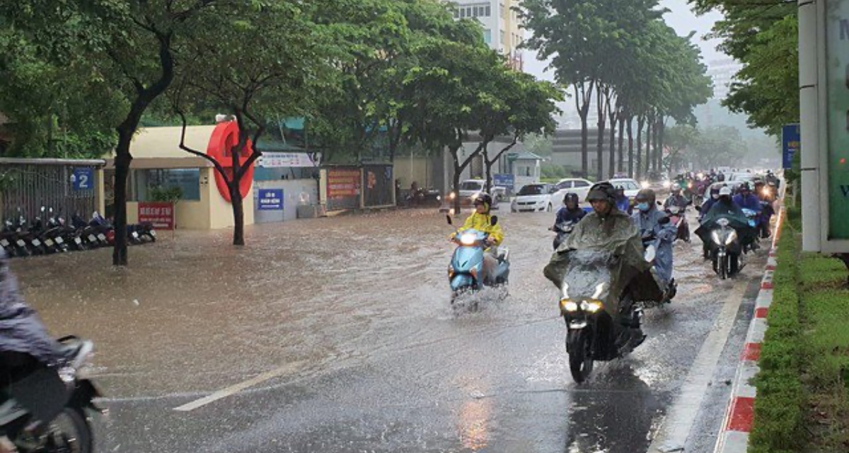 Dự b&aacute;o thời tiết h&ocirc;m nay 17/4: Danh s&aacute;ch c&aacute;c khu vực nguy cơ xuất hiện mưa lớn v&agrave; thời tiết cực đoan cao