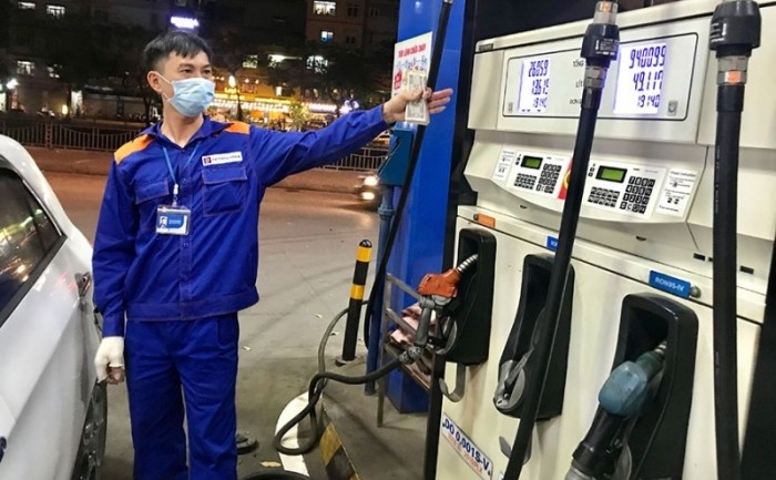 Tin xe trưa 17/4: &lsquo;Vua c&ocirc;n tay&rsquo; 150cc mới tinh ra mắt gi&aacute; 28 triệu đồng, ph&acirc;n kh&uacute;c tiệm cận Exciter ảnh 2