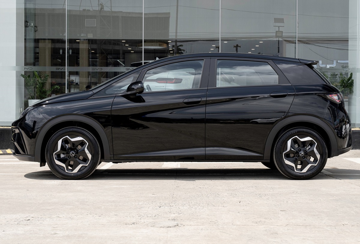 Gi&aacute; xăng dầu kh&ocirc;ng quan trọng, đ&acirc;y l&agrave; mẫu &ocirc; t&ocirc; mới kh&ocirc;ng cần đổ xăng tại Việt Nam gi&aacute; 499 triệu đồng