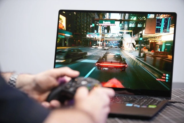 Thấu hiểu nỗi l&ograve;ng game thủ d&ugrave;ng laptop gaming, Intel quyết t&acirc;m chấm dứt t&igrave;nh trạng n&agrave;y